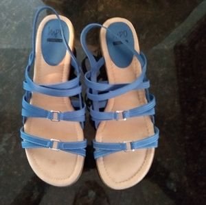 IMPO Stretch Strapped Wedge Sandals - Size 8.5M